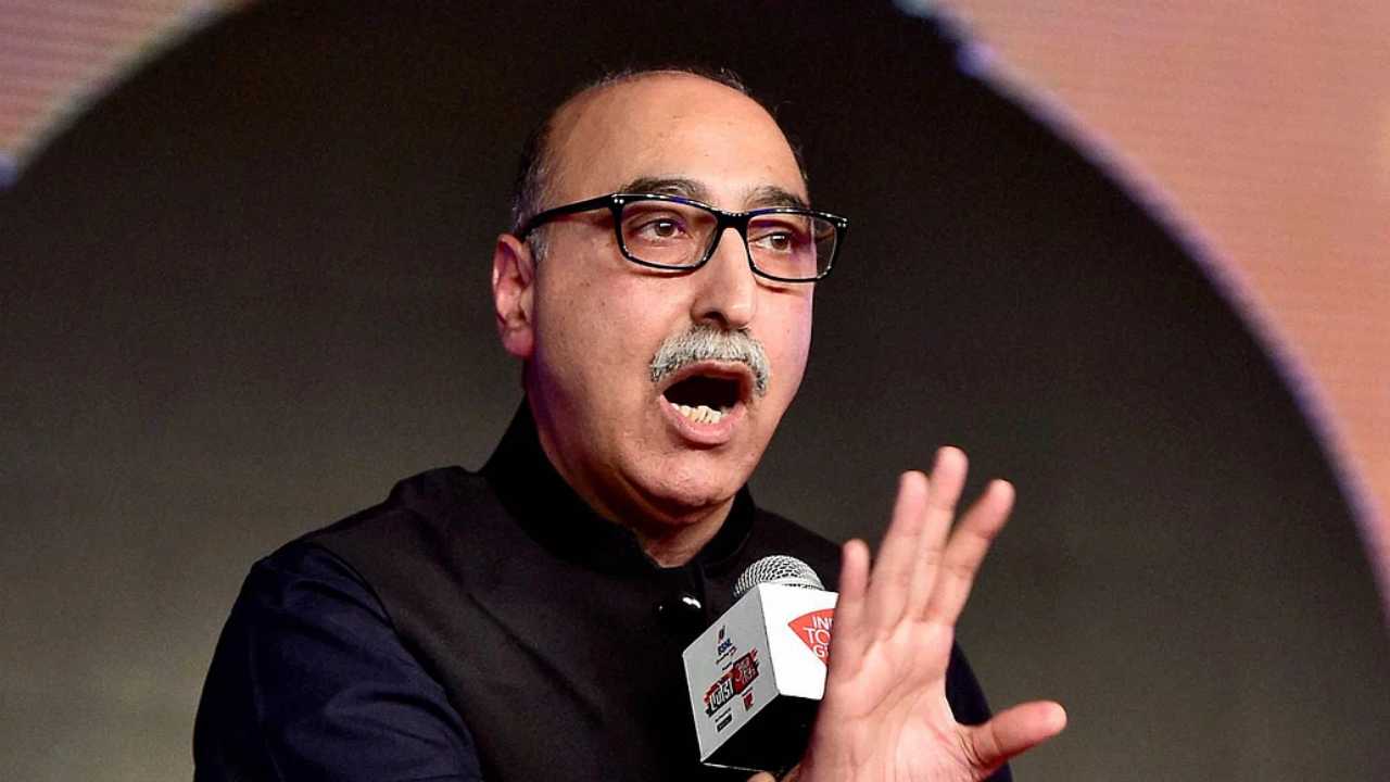 ‘আমেরিকা পাকিস্তানে হামলা করলে দিল্লি-মুম্বাই উড়িয়ে দেব!’ উদ্ভট দাবি প্রাক্তন পাক রাষ্ট্রদূতের