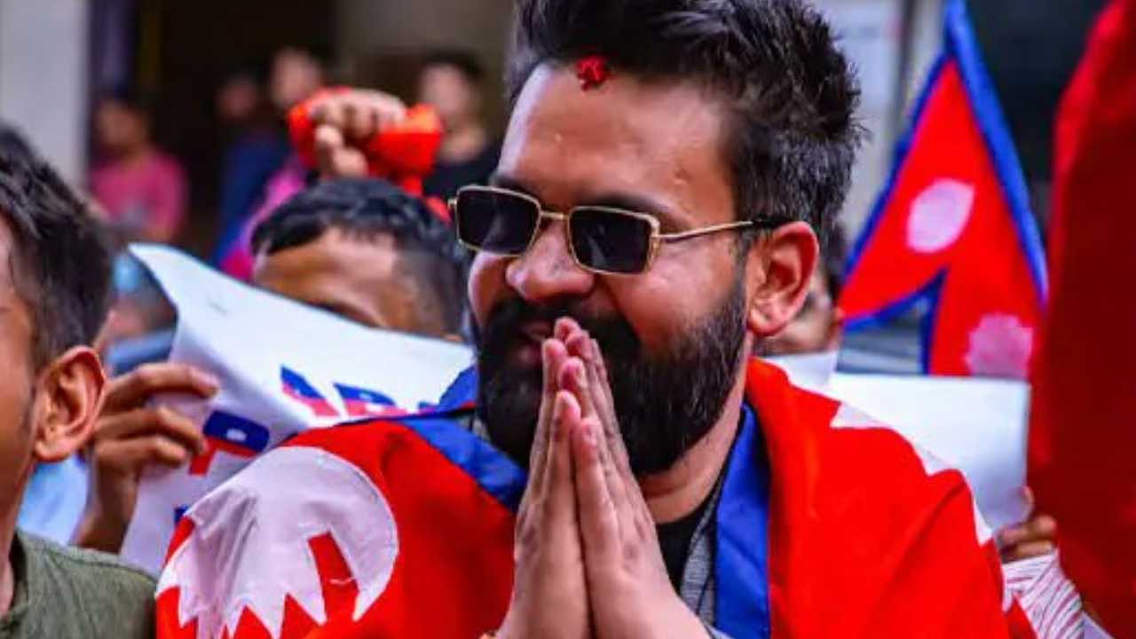 অলির দুর্গে জয়, নেপালের প্রধানমন্ত্রী হতে পারেন ভারতবিরোধী র‍্যাপার! কে এই বলেন্দ্র শাহ?