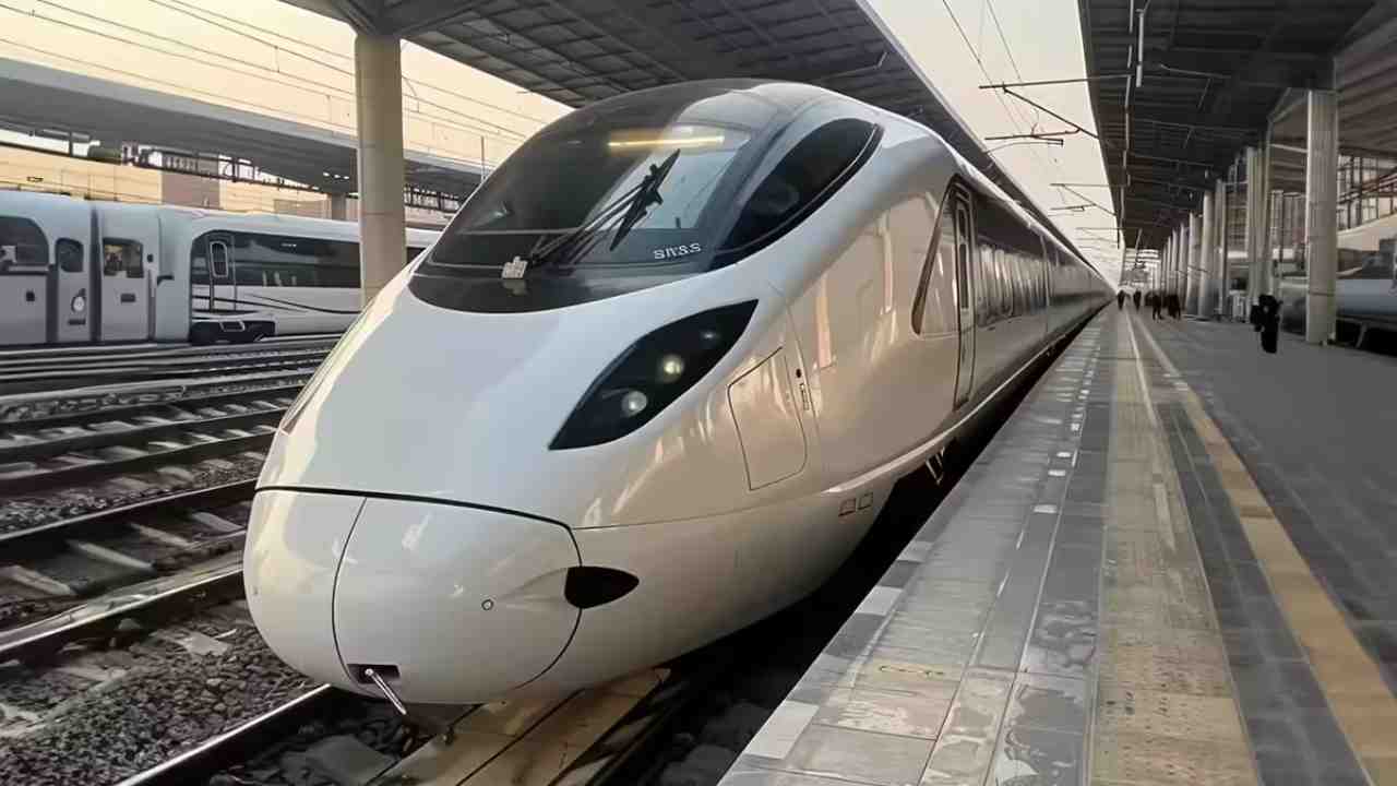২৫০ কিমি গতিতে ছুটবে স্বদেশী বুলেট ট্রেন, ১৬টি হাই-স্পিড ট্রেন সেটের অর্ডার