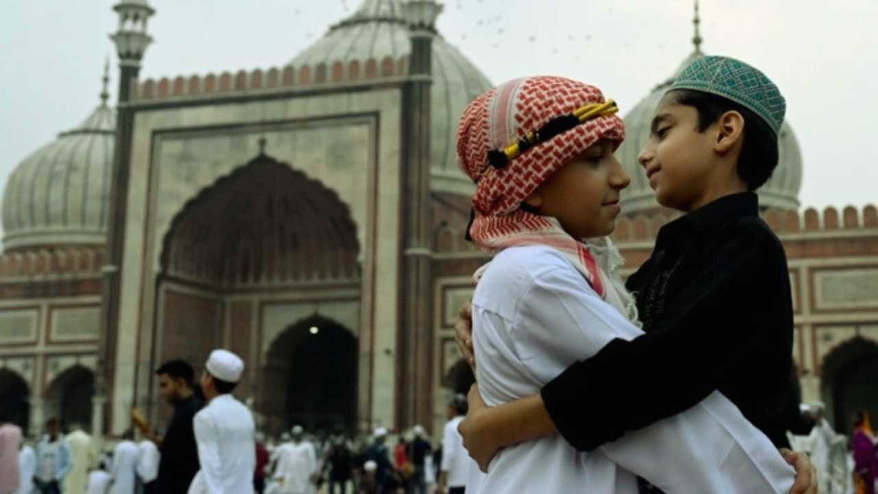 বাংলায় ঈদের ছুটি ২ দিন! ব্যাংক-স্কুল কবে বন্ধ থাকবে? জেনে নিন বিস্তারিত