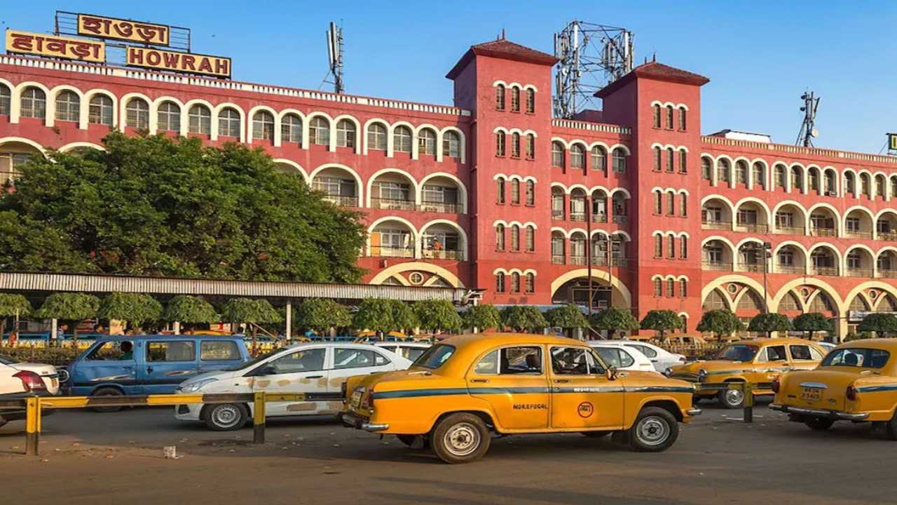 নতুন প্ল্যাটফর্ম নির্মাণ, ট্রেন ধারণের ক্ষমতা হবে দ্বিগুণ! হাওড়া স্টেশন নিয়ে বড় সিদ্ধান্ত রেলের
