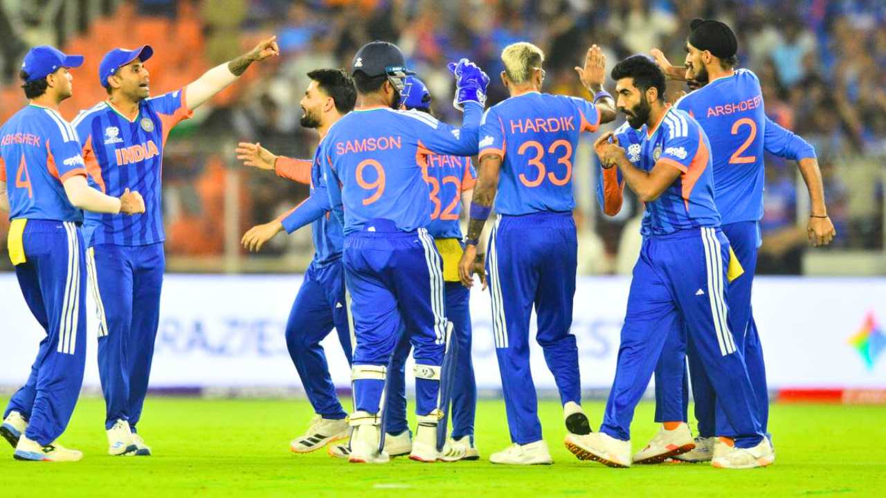 নিউজিল্যান্ডকে বান্ডিল করে ফের T20 বিশ্বকাপ জিতল ভারত