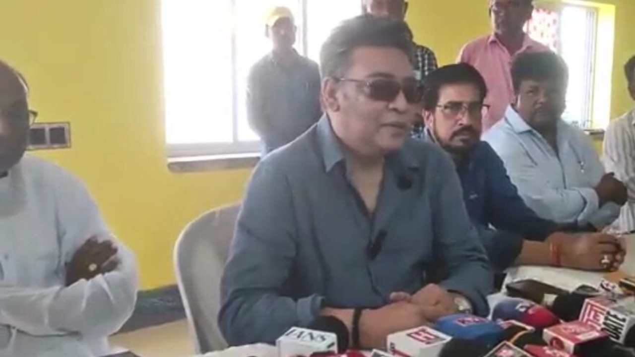 ‘বিরোধী নেই, আমি নিজেই প্রতিদ্বন্দ্বী’ বিপক্ষকে পাত্তাই দিতে নারাজ ইন্দ্রনীল সেন