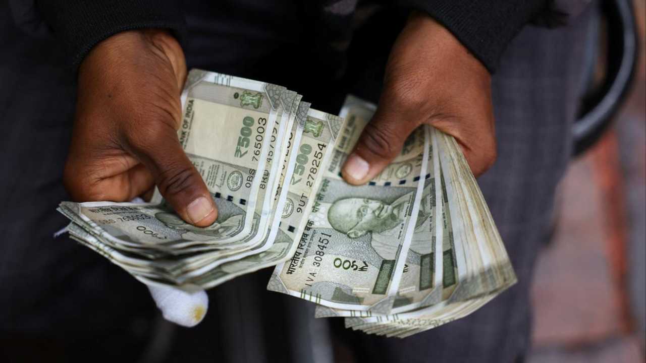 ব্যবসার জন্য ১০ লক্ষ দিচ্ছে বিহার সরকার! হাফ টাকা মুকুব, মাধ্যমিক পাসেই আবেদন