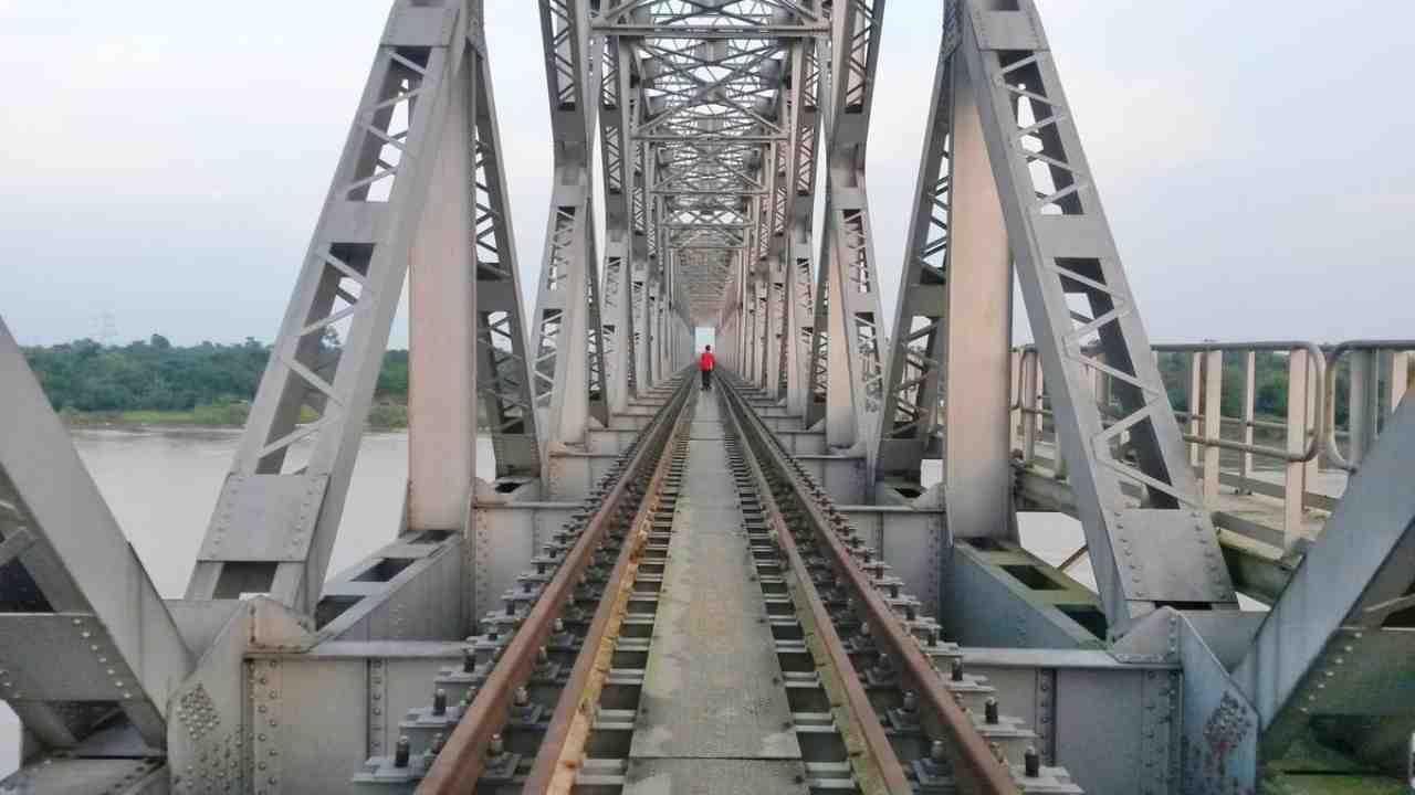 দুর্ভোগ কমবে শিয়ালদা-হাওড়া লাইনের যাত্রীদের, নশিপুর হল্ট স্টেশন নিয়ে বড় সিদ্ধান্ত রেলের