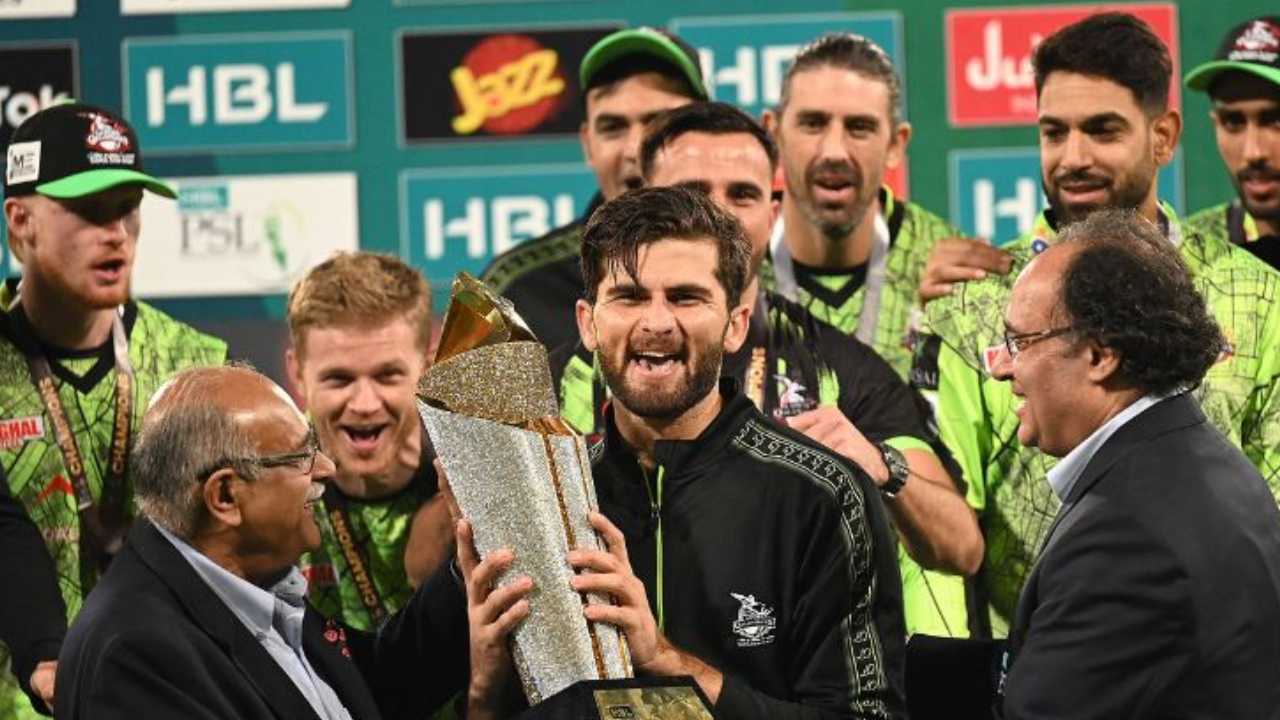 দর্শক ছাড়াই হবে খেলা, স্টেডিয়াম মাত্র দুটো! তেল সংকটে বড় সিদ্ধান্ত PSL নিয়ে