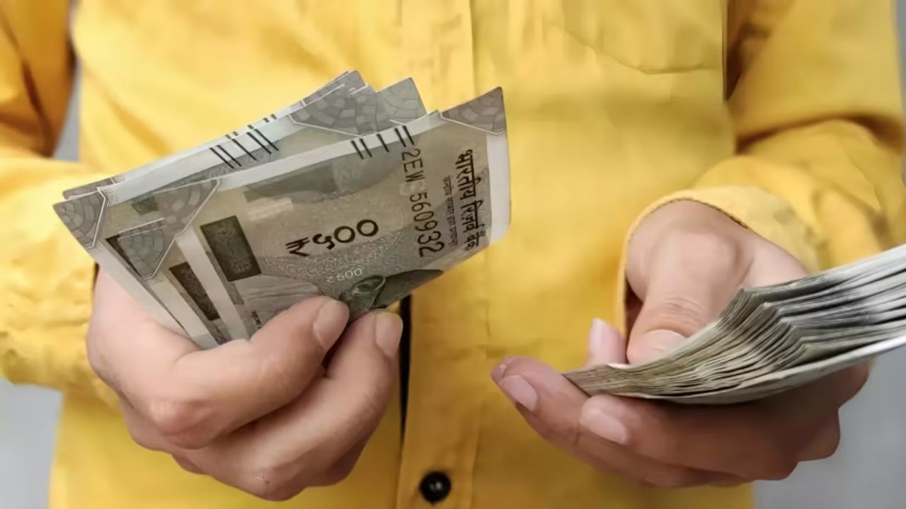 অষ্টম পে কমিশনে DA ফর্মুলা পরিবর্তন! কত বাড়বে বেতন, পেনশন? রইল হিসেব